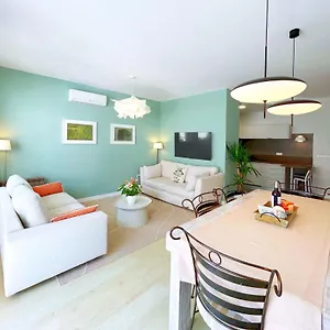 Apartment Abbott - 1 Min From The - 100m2 - Sleeps 8, Sitges
